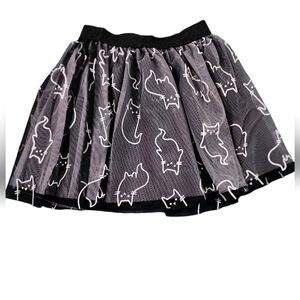 Girls Skirt Cat and‎ Jack Size M 7/8Black with cat pattern Pre owned good
